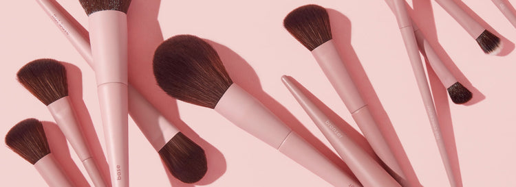 Makeup Brushes & Accessories